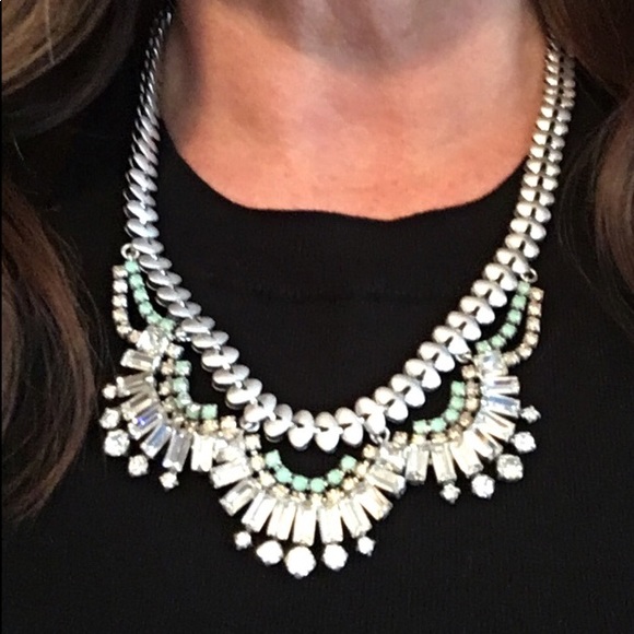 Stella And Dot Belle Necklace 